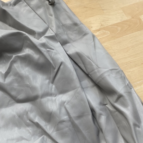 Skirt - Picture 4 of 6